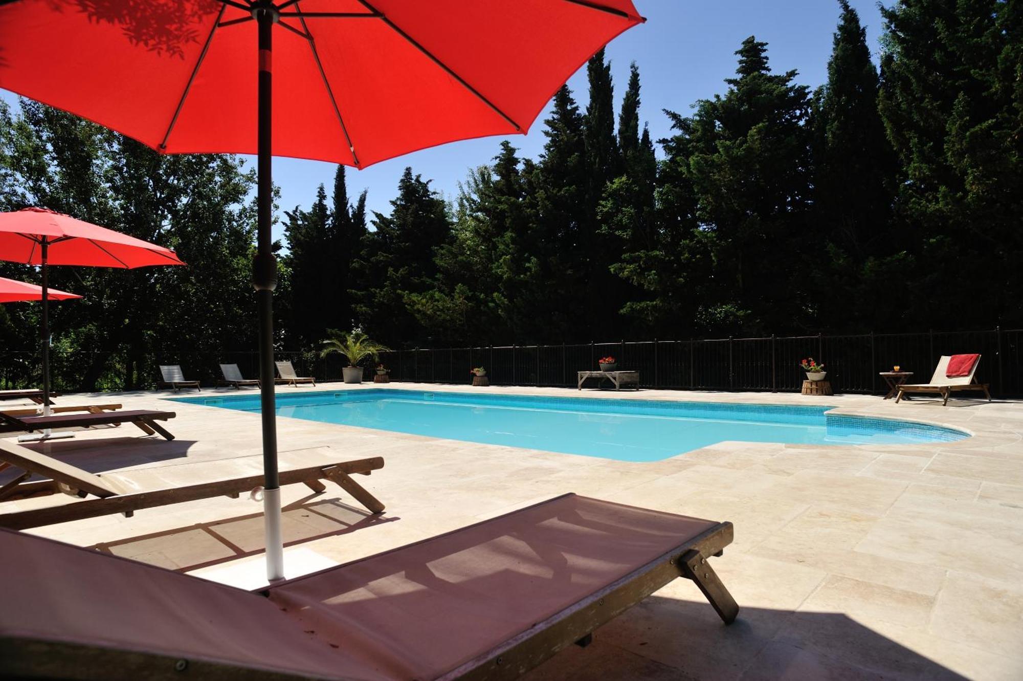 Chambres D'Hotes Domaine Des Machottes Grans Dış mekan fotoğraf