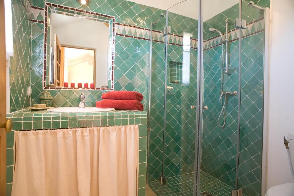 Chambres D'Hotes Domaine Des Machottes Grans Oda fotoğraf